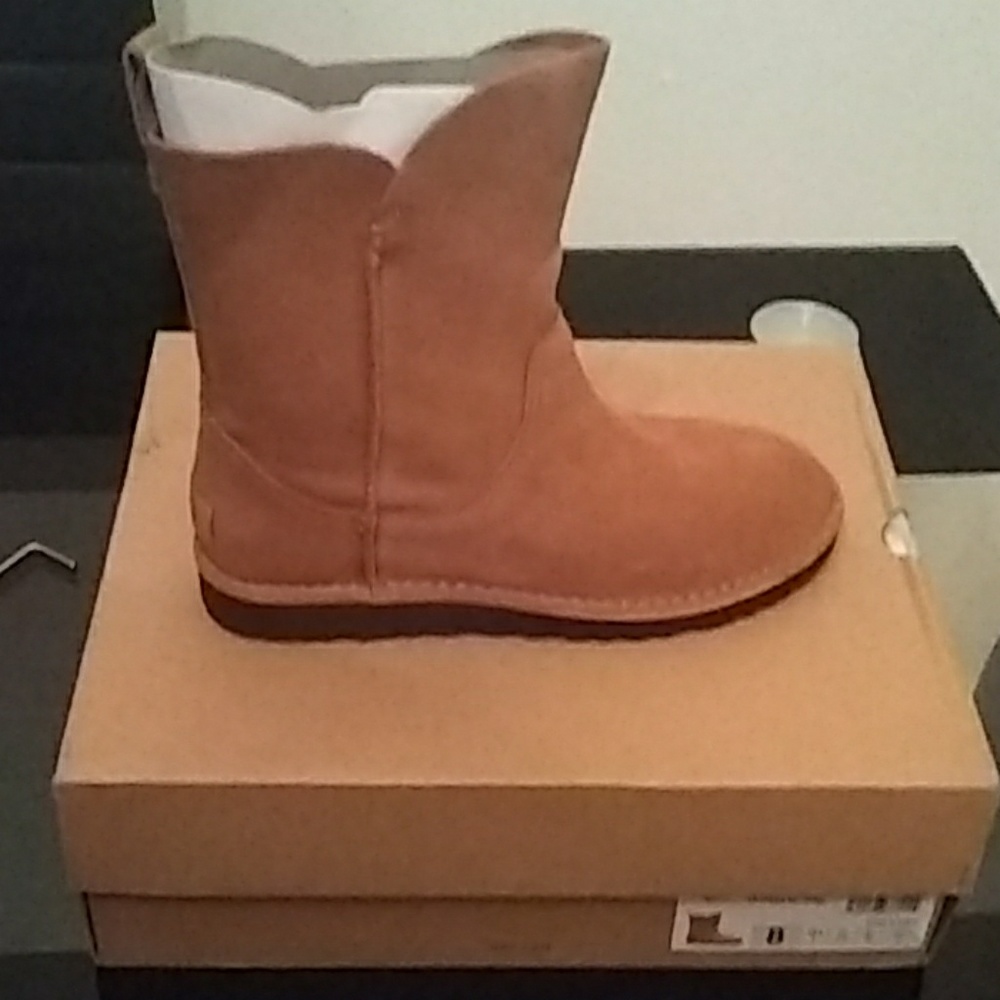 Ugg